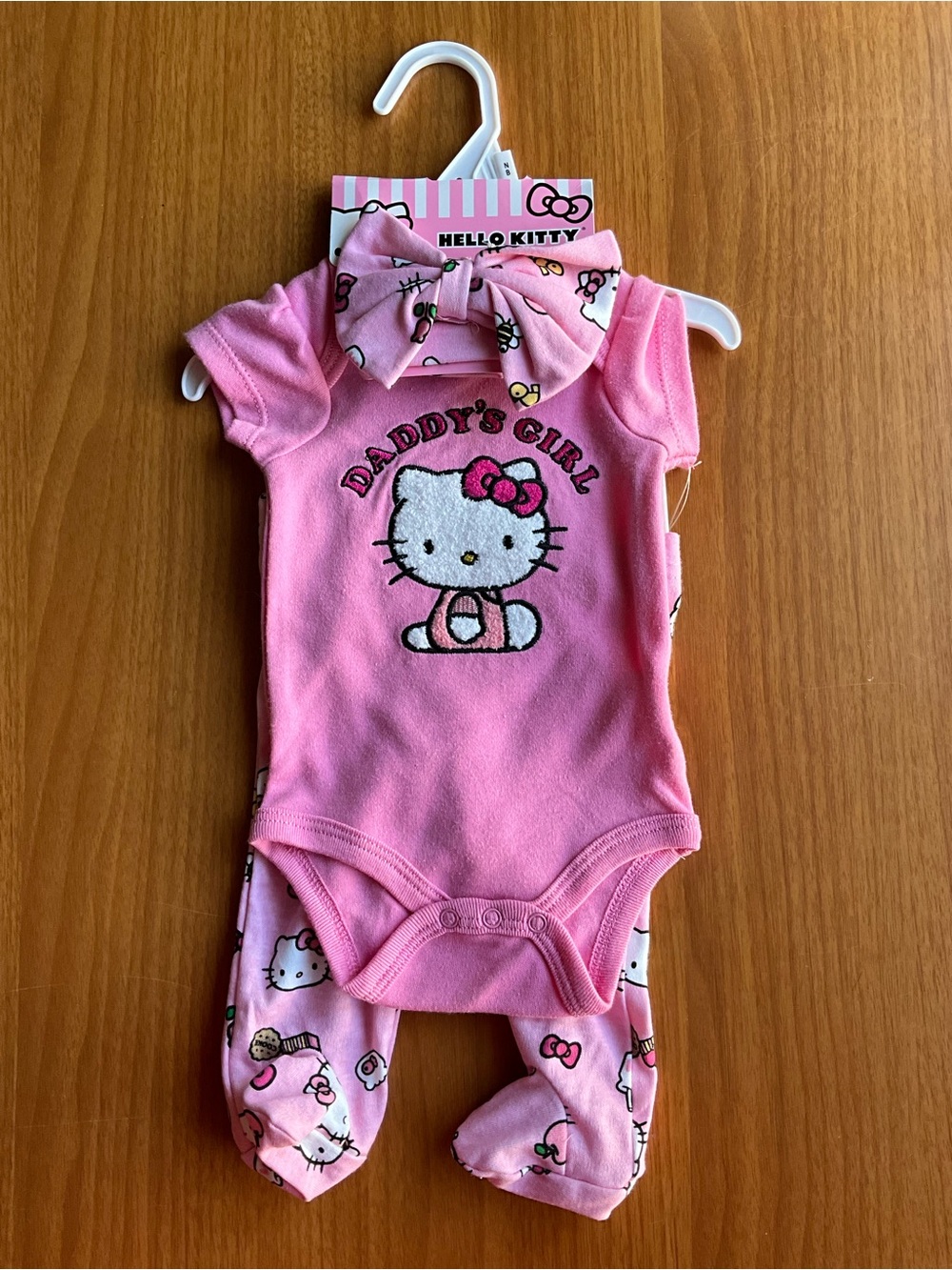 Sanrio 3 Piece Hello Kitty Pink 'Daddy's Girl' Baby One-Piece Set